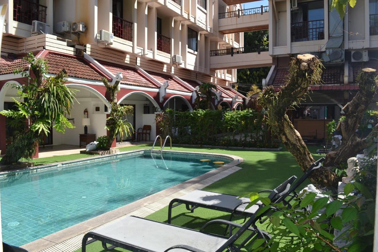 The Top Patong Resort Exterior foto
