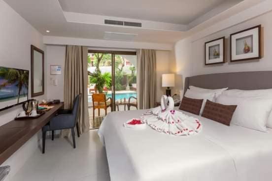 The Top Patong Resort Exterior foto