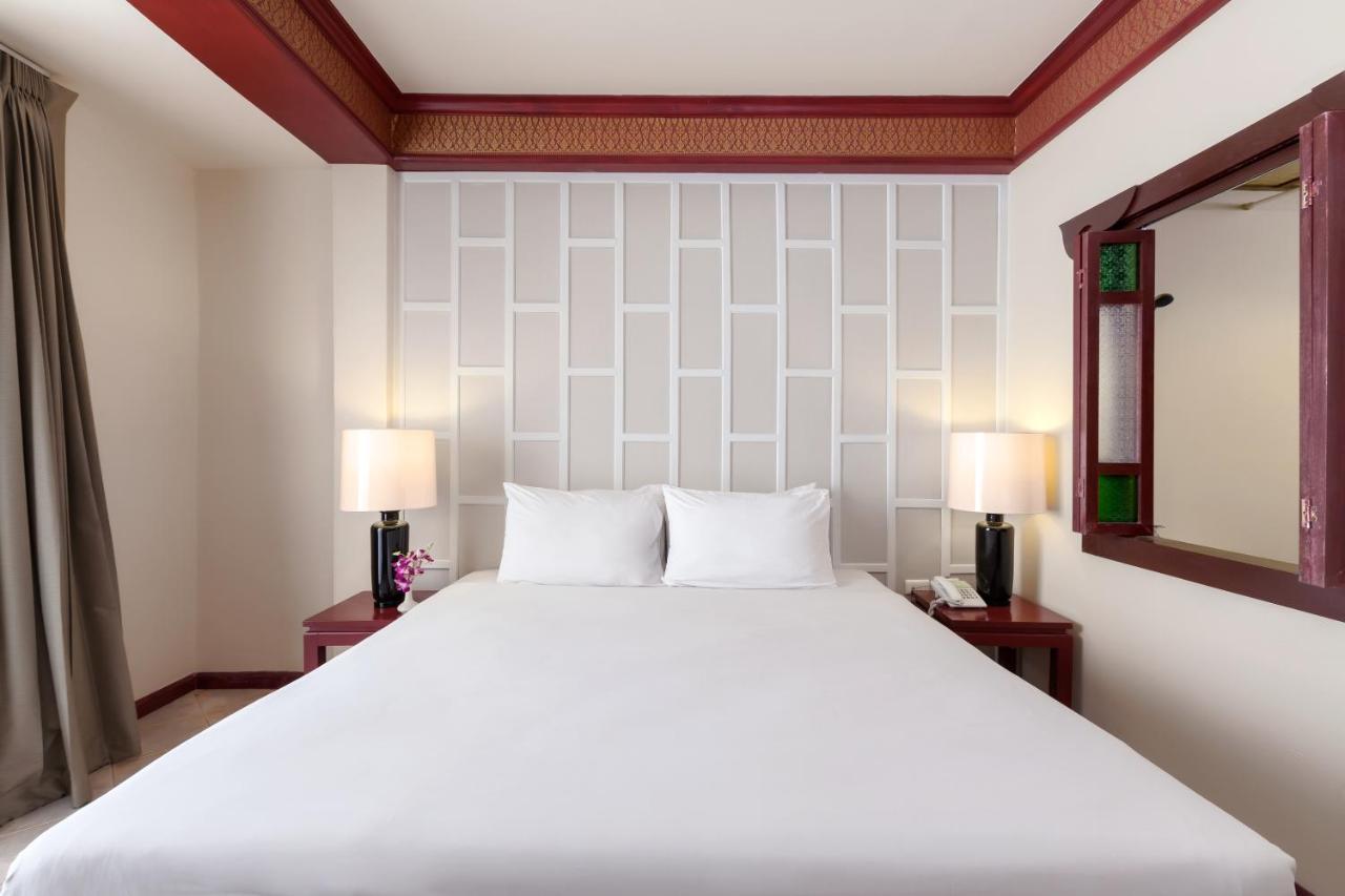 The Top Patong Resort Exterior foto